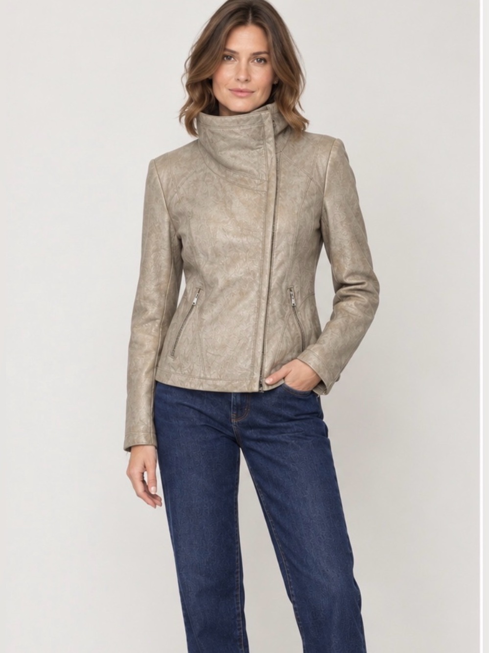 Elie Tahari women’s 100% leather front zipper high neck draped jacket metallic S